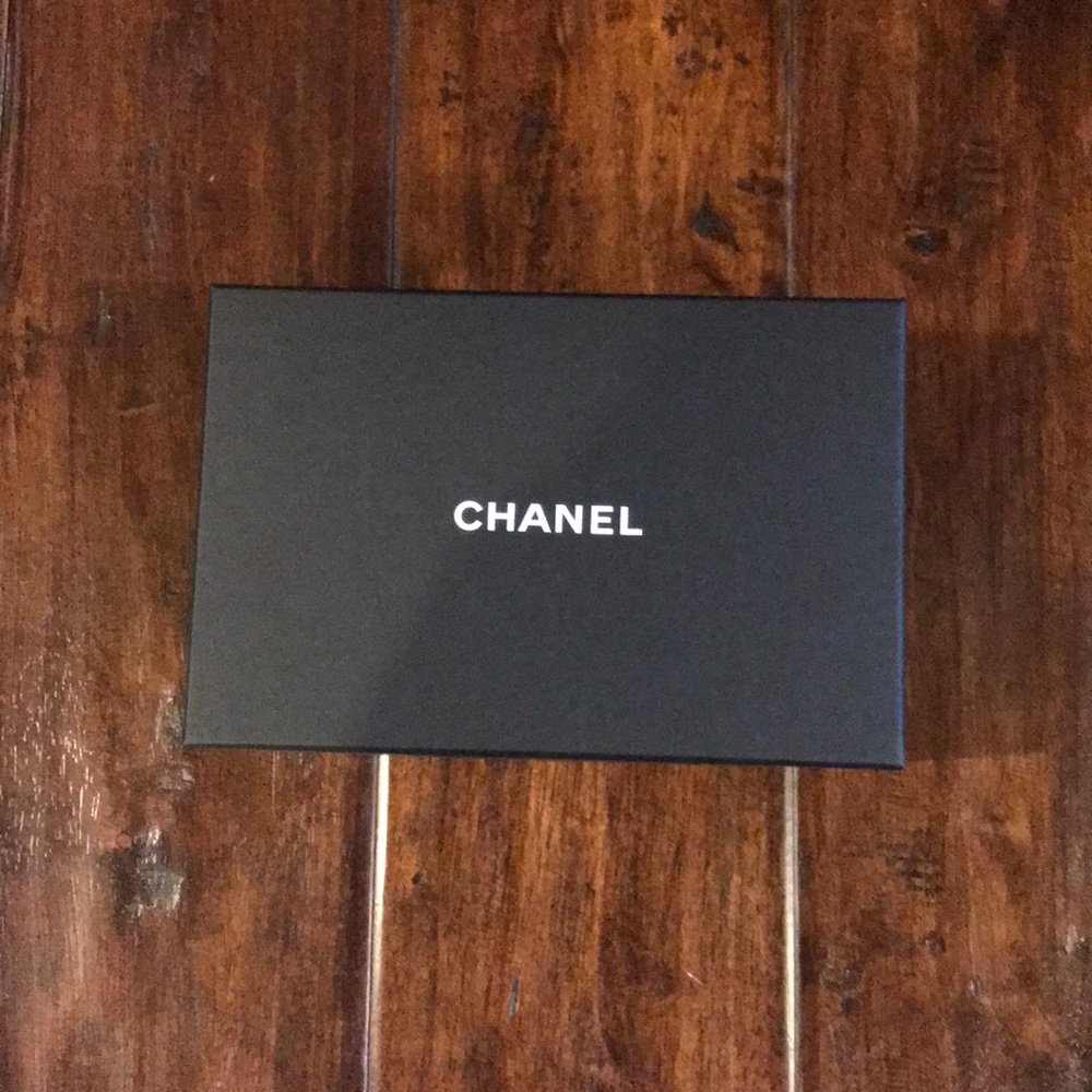 Chanel box